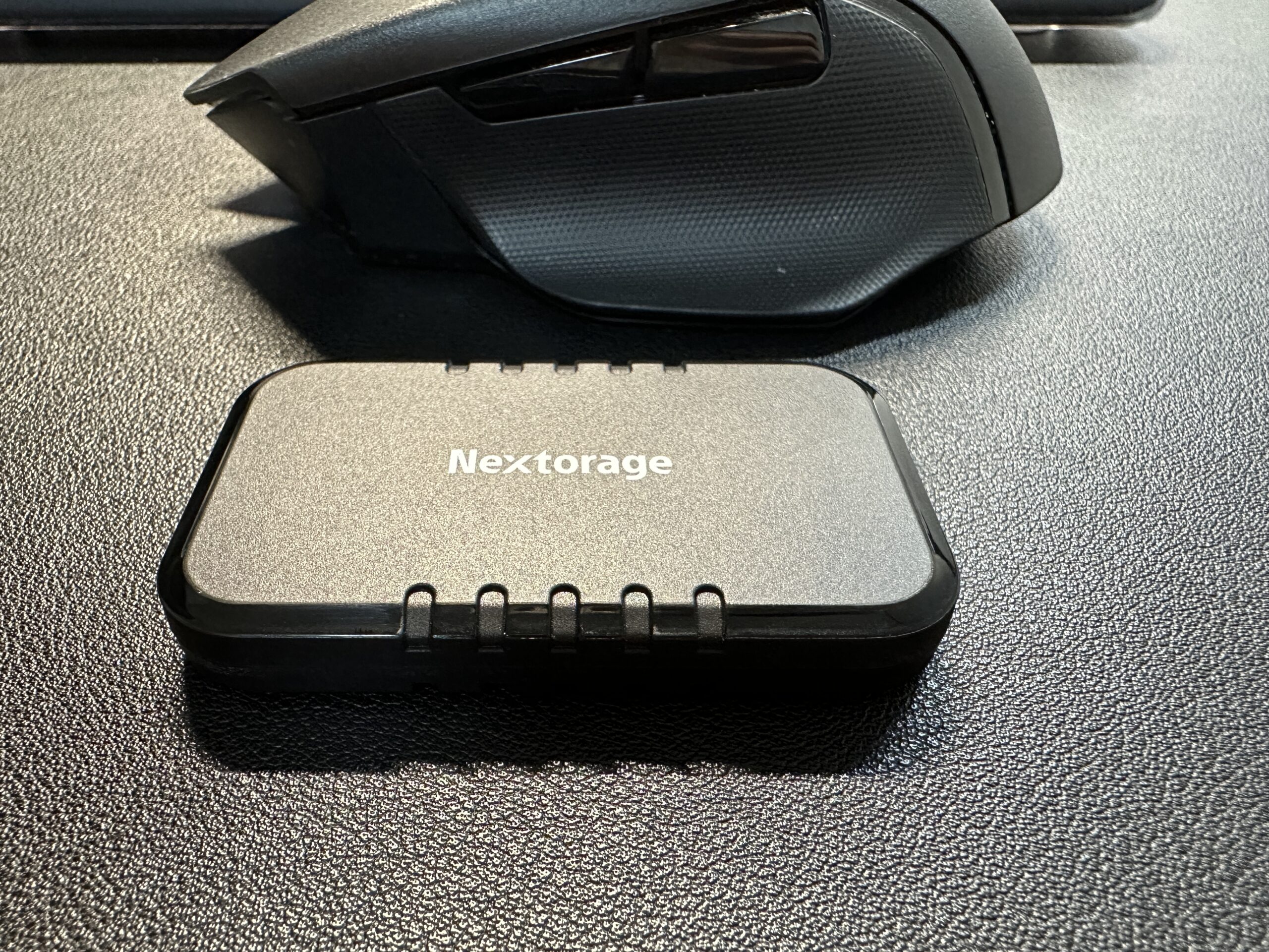 Nextorageの超軽量ポータブルSSD「NX-P2SEシリーズ」を購入したので